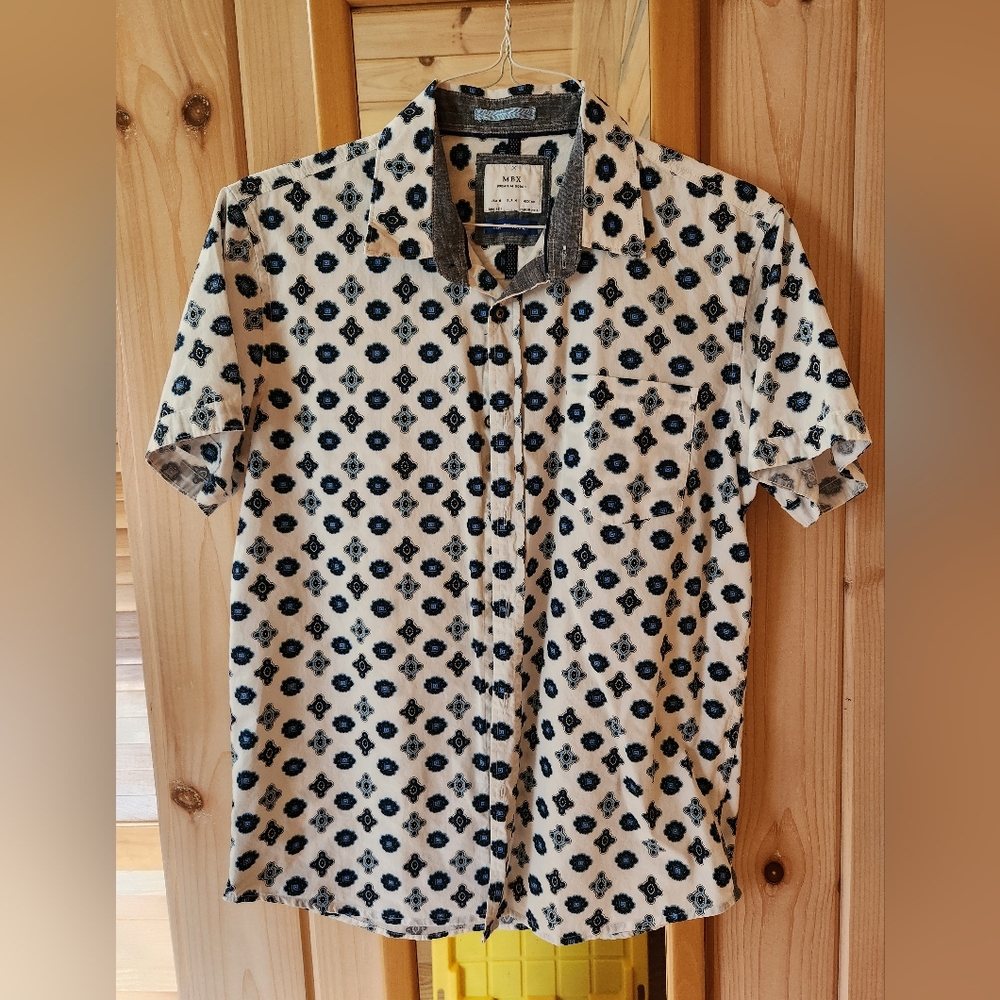 Mens MBX Premium Goods Short Sleeve Collared Buttonup Shirt Sz Medium